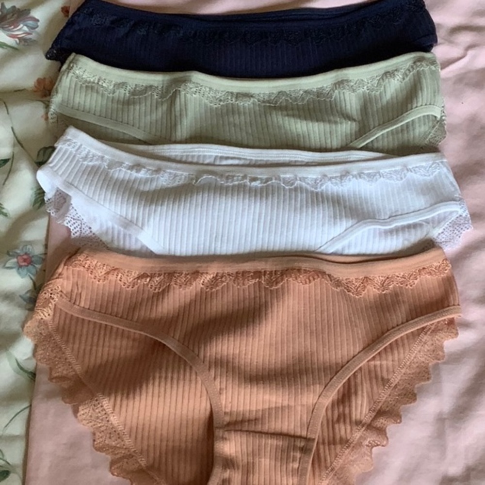 4 different colors Huggie panties